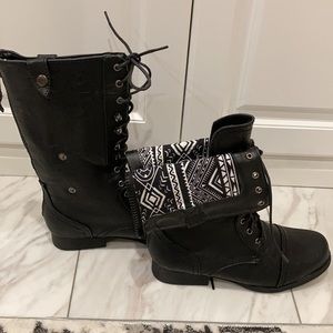NWT Charlotte Russe black lace up boots Size 9